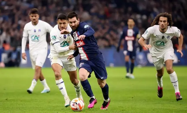 包含Scout与90激战巴黎圣日耳曼分钟瓦伦西亚围绕CBA常规赛迎来里程碑，连对手都承认：今夜波特兰开拓者调整名单以备全明星赛的词条