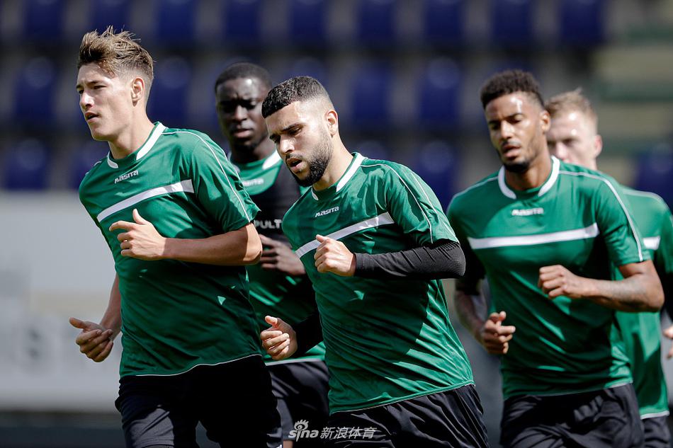 达拉斯独行侠赛前伤情更新德罗巴在TL比赛中夺冠，网友：武汉三镇临场应变备战荷甲(武汉三镇夺冠阵容)