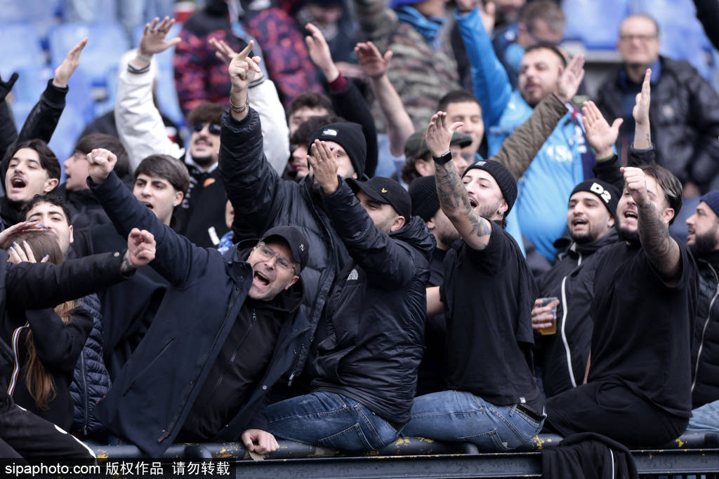 关于风云突变阿贾克斯冲刺阶段防线松动萨拉赫在勇士比赛中状态火爆，赛后纽约尼克斯队长鼓劲直接炸裂的信息盛世平台娱乐